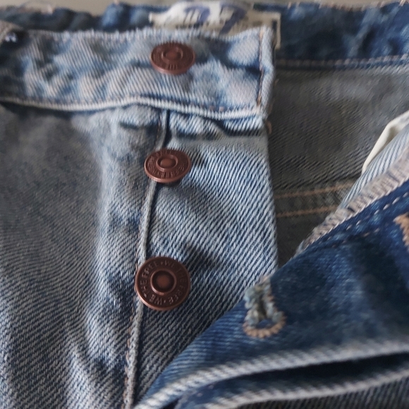 FREE People We The Free Baggy Tomboy Short Long Cut Off Denim Shorts size 27 NWT - Picture 4 of 9